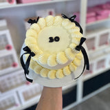 The Round Vintage Cake