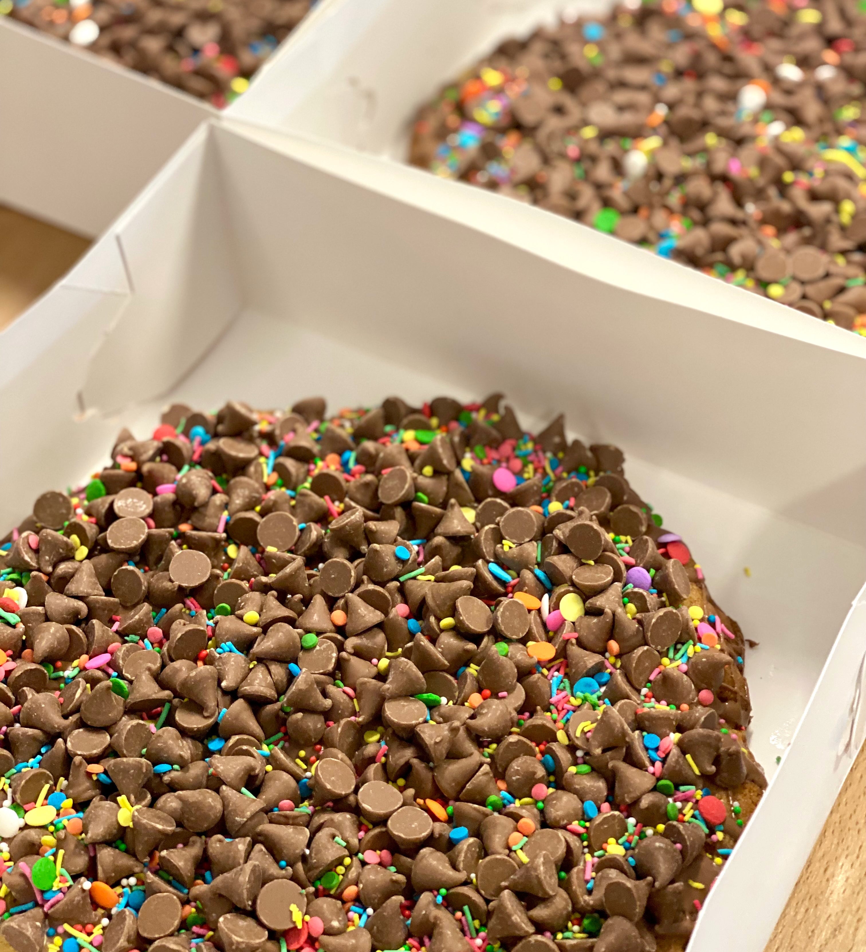 Cookie Pizza - Lollies